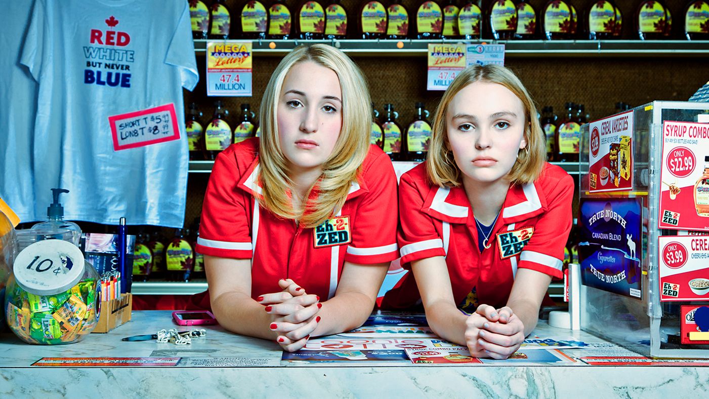 1401x788-000063.1674.16192_YogaHosers_still1_HarleyQuinnSmith_LilyRoseDepp__byAllanAmato